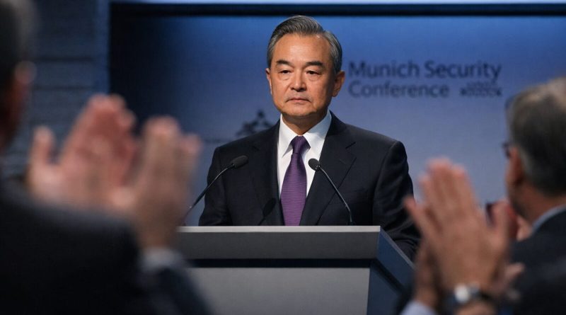 Wang Yi interviniendo en la Conferencia de Seguridad de Múnich 2026.